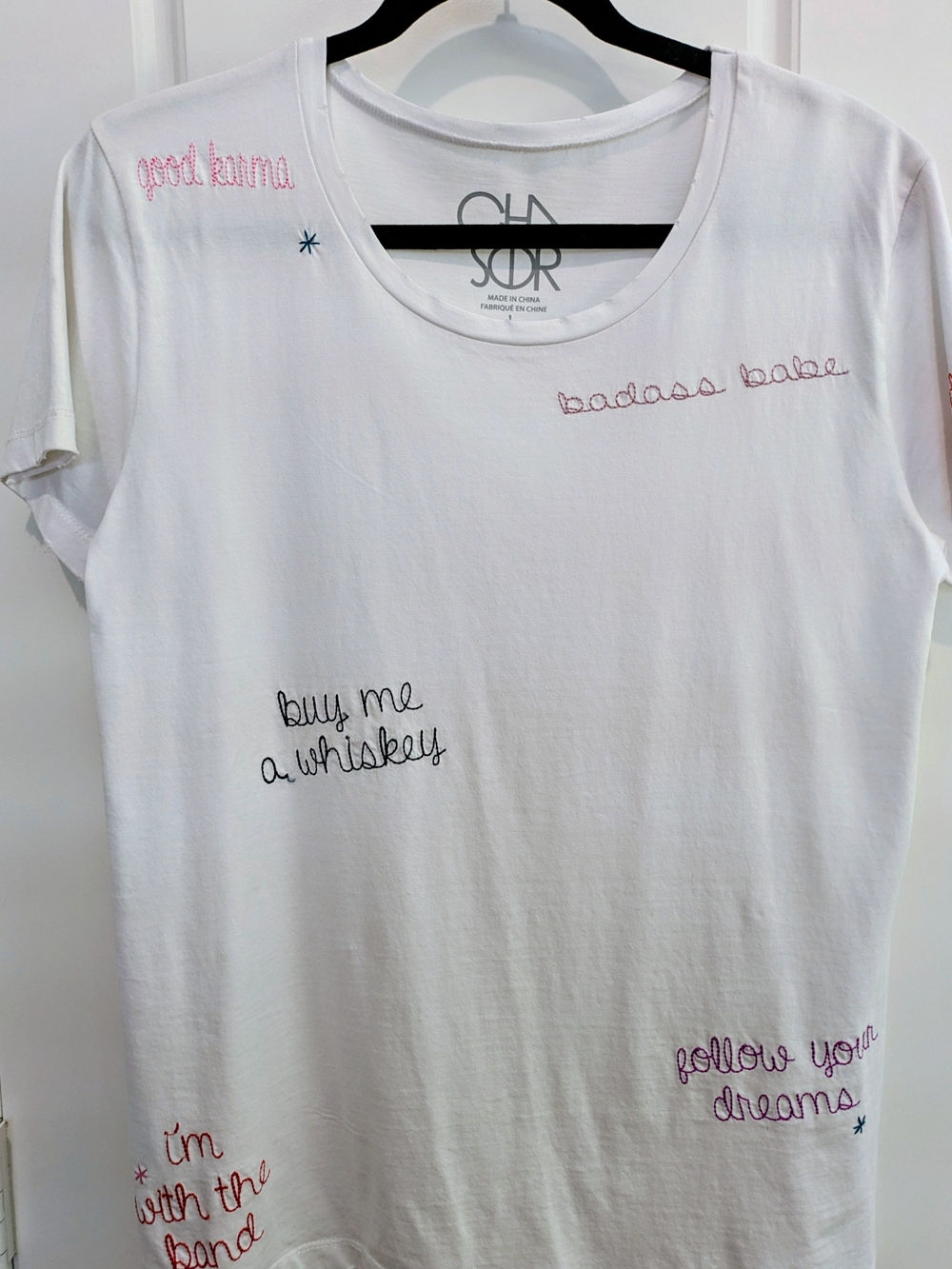 Chaser Embroidered Graphic Tee Size L